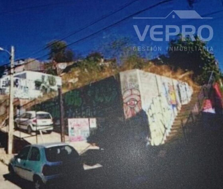 EXCELENTE TERRENO en sector patrimonial de Valparaiso